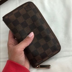 Louis Vuitton Damien Zippy Wallet
